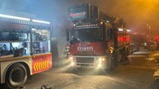 Ayvalık’ta zeytinyağı paketleme bölümündeki yangın söndürüldü