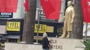 Edremit’te Yaşlı Kadın Atatürk'e İçini Döktü