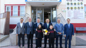 Vali Ustaoğlu’ndan Karesi Karahallılar Ortaokuluna Ziyaret