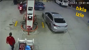Balıkesir’de Akaryakıt İstasyonunda Kaza: O Anlar Kamerada!