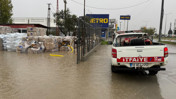 Edremit ve Çevresinde Yoğun Yağış Sonrası Müdahale Seferberliği