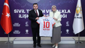 Balıkesirspor Yönetiminden Belgin Uygur'a Ziyaret