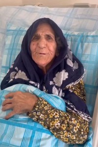 74 yaşındaki Atike teyzenin otomobille gezme hayali gerçek oldu