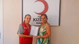 Edremit’te Kızılay’dan Düzenli Kan Bağışında Bulunanlara Ödül