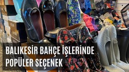 Balıkesir'de Bahçeye Giden Bakın Ne Giyiyor