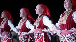 Ayvalık’ta Halk Oyunları Festivali Bitti