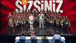 Balıkesirli Liselilerden Kuvayı Milliye Dansı Yarı Final Bileti Aldılar