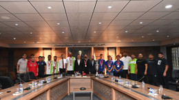 Başkan Ahmet Akın’dan Kırkpınar Pehlivanlarına Teşekkür