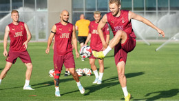 Galatasaray, sezon hazırlıklarına devam etti