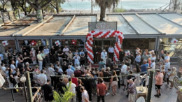 Burhaniye Belediyesi Yeni Nesil Kahve Dükkanı Açtı