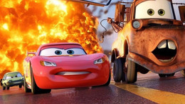 Şimşek McQueen Geri Dönüyor! Yeni arabalar dizisi mi çıkıyor?