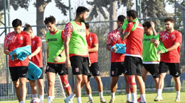 Balıkesirspor'da yeni transferler yolda! Borç engeli aşıldı