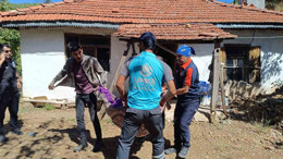 AFAD ve UMKE ekipleri yaşlı vatandaşları tahliye etti