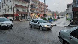 Sındırgı’da Sağanak Yağış Hayatı Olumsuz Etkiledi