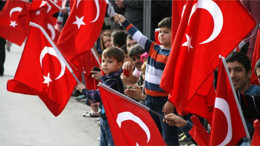 28 Ekim Yarım Gün Mü? Balıkesir’de Merak Konusu Oldu