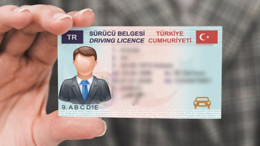 Eski Ehliyetler Artık Geçersiz: Yenilemeyenlere 7 Bin 438 TL Ceza