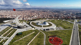 Balıkesir'in Ruhunu Yansıtan Meydan ve Caddeler