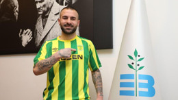 1966 Edremitspor’dan Orta sahaya Deniz Karadeniz takviyesi