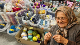 Balıkesir’de 1978’den Bu Yana İplik Satan Ramazan Coşkun M Can Akyürek'e Anlattı: “Renk ve Lot Numarası Tutmazsa Örgü Çöp Olur”