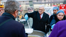 Burhaniye’de Kadir Gecesi İftarı