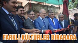 FARKLI KÜLTÜRLER BİRARADA