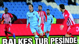 BALKES TUR PEŞİNDE