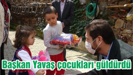 Babasından oyuncak isteyen çocukların imdadına belediye başkanı yetişti