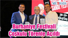 Burhaniye Festivali Coşkulu Törenle Açıldı