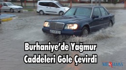 Burhaniye’de Yağmur Caddeleri Göle Çevirdi