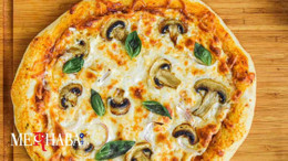 Evinizde Kolay Pizza Yapımı