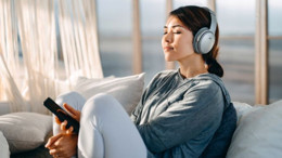 Şarkı Önerisi İstiyorsanız Saate Bakın!