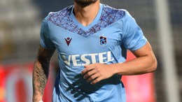 Trabzonspor Milli Futbolcu İle Yollarını Ayırdı