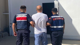 Balıkesir Jandarması Aranan Şahsı Yakaladı