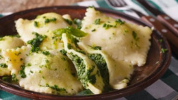 Ispanaklı Ravioli Tarifi