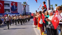 Ayvalık'ta Kurtuluş'un 101. Yılı Coşkusu