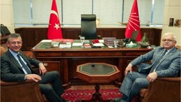 Başkan Deveciler ve CHP Genel Başkanı Özgür Özel Genel Merkezde Buluştu