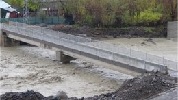 Bingöl’de Yağış nedeni ile yaya köprüsü geçici olarak kapatıldı