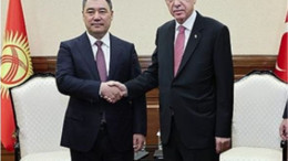 Erdoğan Kırgızistan Cumhurbaşkanı İle Görüştü
