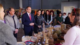 Ayvalık Mahalleevleri'nden Yılbaşı Pazarı