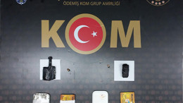 Başkasının yerine ehliyet sınavına girdiler, Üzerindeki düzenek şaşırttı