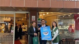 'Yeşilay Elçileri' Balıkesir Esnaflarıyla Görüşüyor