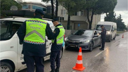 Balıkesir'de aranan 5 şahıs yakalandı