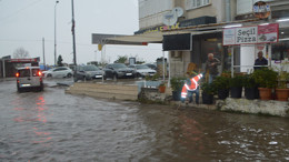 Ayvalık’ta Sağanak Yağış Zor Anlar Yaşattı...