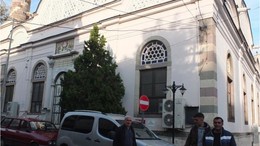 Kocacami Halıları İlçe Halkının Yardımıyla Değişti