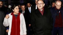 2 Anne Bakan Özhaseki'den Mezarlık Yanında Ev İstedi