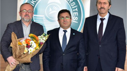 Balıkesir Üniversitesi İlahiyat Fakültesi'nde Yeni Dekan Göreve Başladı