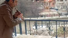 Keçiye “mey” konseri verdi, Video Sosyal Medyada Viral Oldu