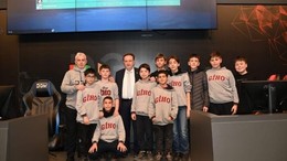 - BAŞKAN ORKAN GENÇLERLE BİRARAYA GELDİ