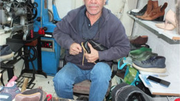 Ayakkabı Fiyatları Uçtu Tamir İşleri Zirveye Çıktı