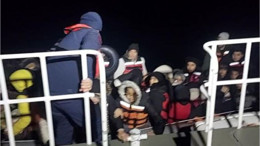 Ayvalık'ta 27 Çocuk Göçmen Yakalandı